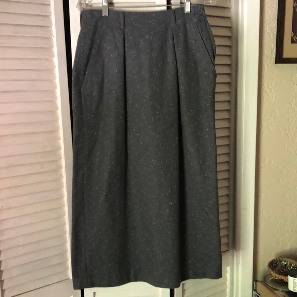 Vintage Grey wool A-line skirt w double kick pleat